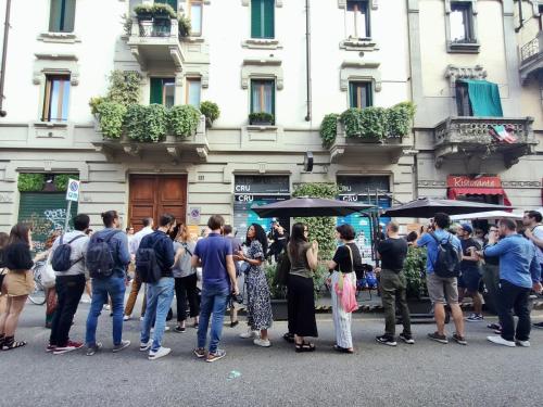 Murales su saracinesca a Milano